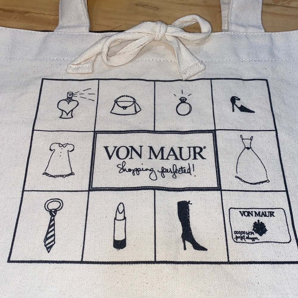 Von Maur Canvas Bag